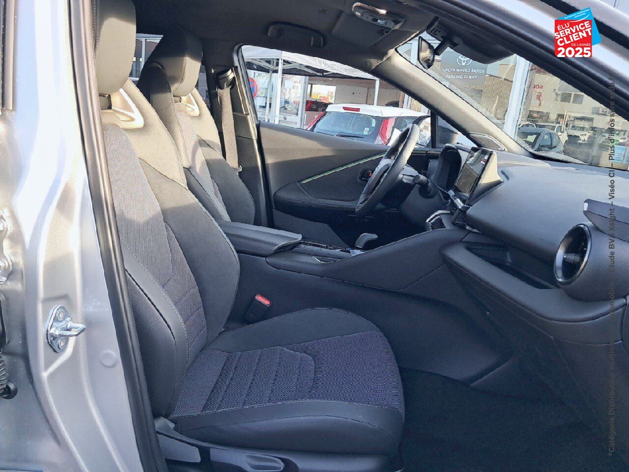 Véhicule neuf TOYOTA C-HR 2.0 HYBRIDE RECHARGEABLE 225CH COLLECTION NG23 chez Toyota Thionville