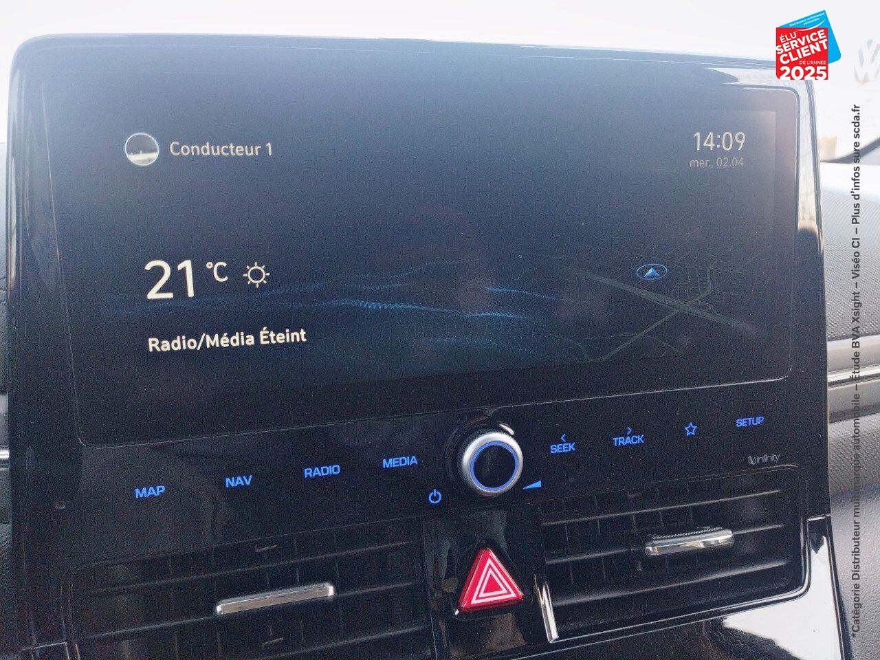 Véhicule d'occasion HYUNDAI IONIQ HYBRID 141CH CREATIVE TOUVRANT GPS CAMERA chez Hyundai Chalons
