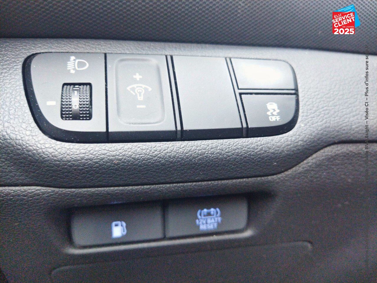 Véhicule d'occasion HYUNDAI IONIQ HYBRID 141CH CREATIVE TOUVRANT GPS CAMERA chez Hyundai Chalons