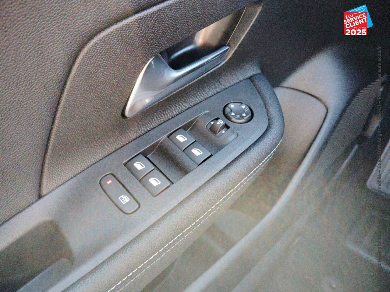Véhicule neuf OPEL MOKKA ELECTRIC 156CH GS chez Opel Saint-Dizier
