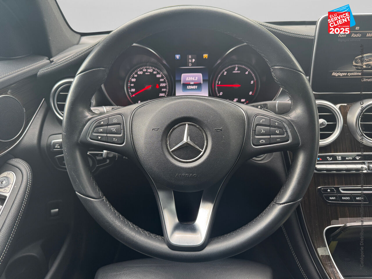 Véhicule d'occasion MERCEDES-BENZ GLC 220 D 170CH FASCINATION 4MATIC 9G-TRONIC chez Opel Bar le Duc