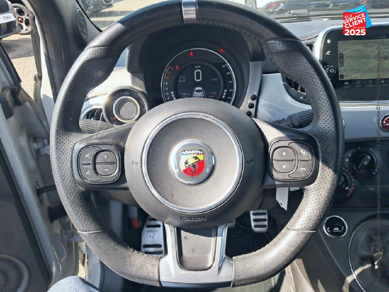 Véhicule d'occasion ABARTH 500 1.4 TURBO T-JET 145CH 595 MY17 GPS chez Volvo Epernay