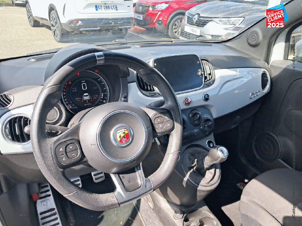Véhicule d'occasion ABARTH 500 1.4 TURBO T-JET 145CH 595 MY17 GPS chez Volvo Epernay