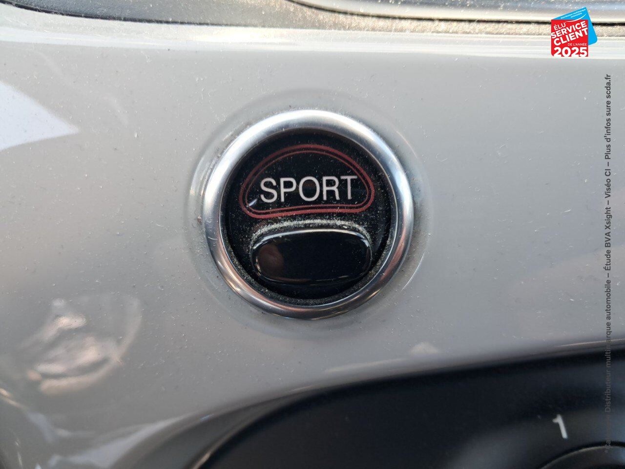 Véhicule d'occasion ABARTH 500 1.4 TURBO T-JET 145CH 595 MY17 GPS chez Volvo Epernay