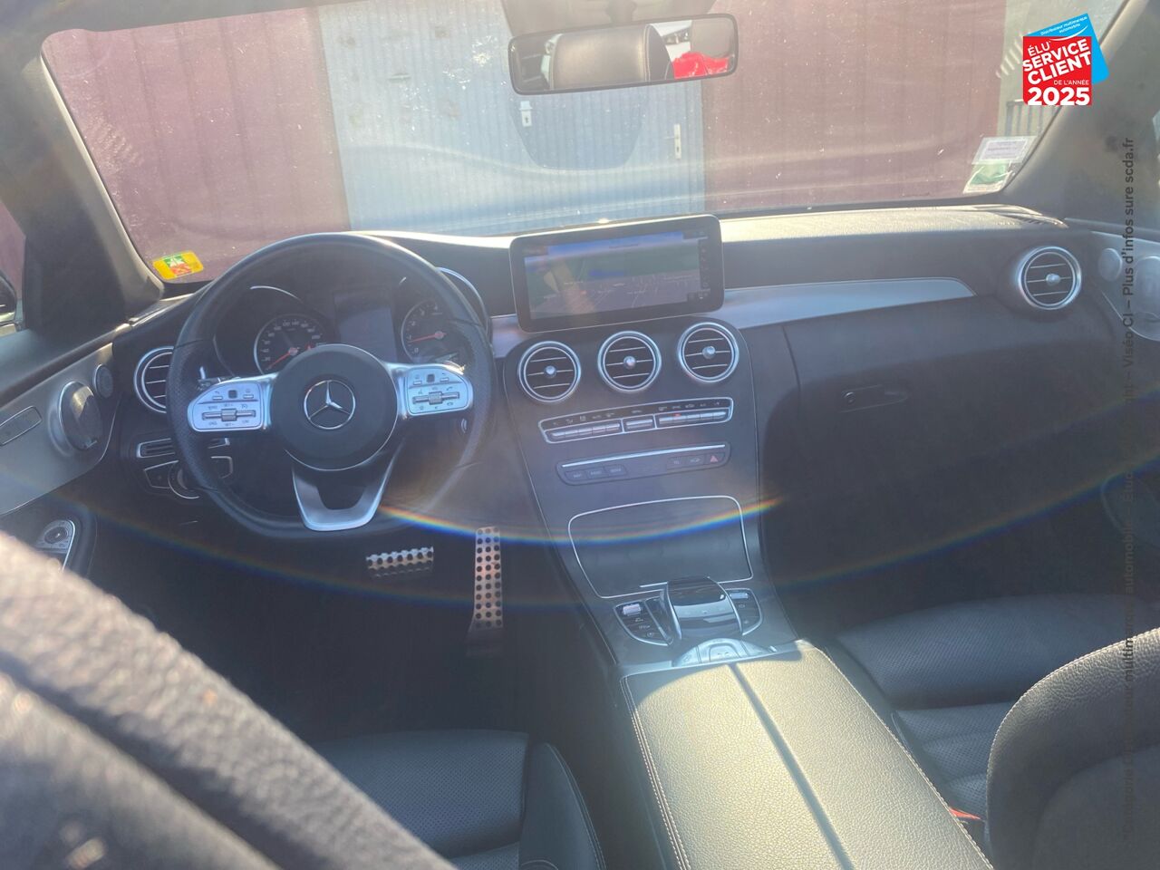 Véhicule d'occasion MERCEDES-BENZ CLASSE C CABRIOLET 200 184CH AMG LINE 9G-TRONIC EURO6D-T SIEGES CHAUF/CUIR GPS CAMERA chez Jaguar Metz