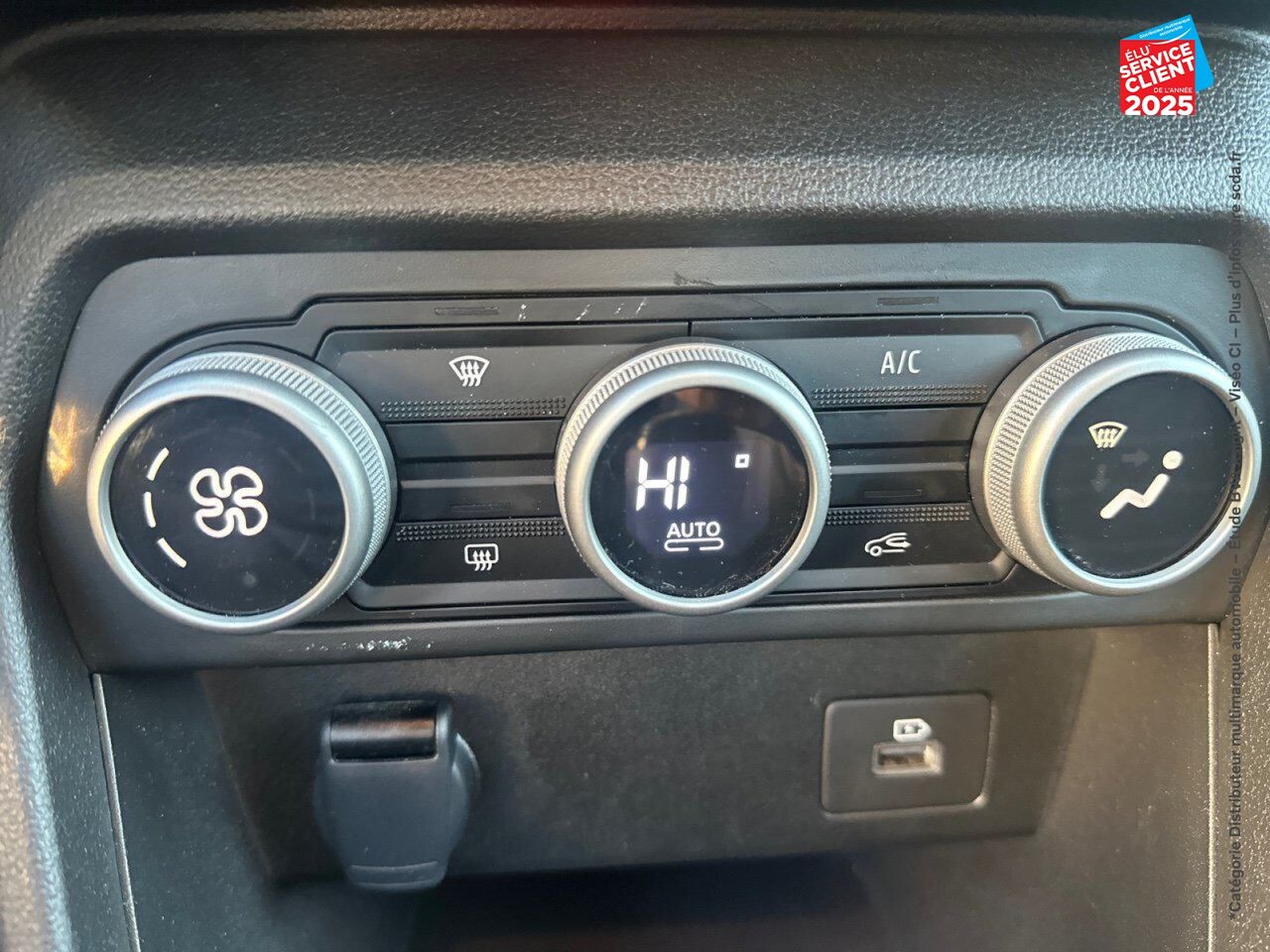 Véhicule d'occasion DACIA SANDERO 1.0 ECO-G 100CH STEPWAY EXPRESSION GPS chez Renault Sélestat