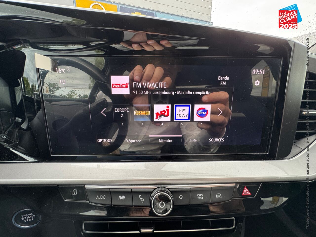 Véhicule d'occasion OPEL MOKKA ELECTRIC 136CH ULTIMATE SIEGES CHAUF GPS CAMERA chez Nissan Dijon