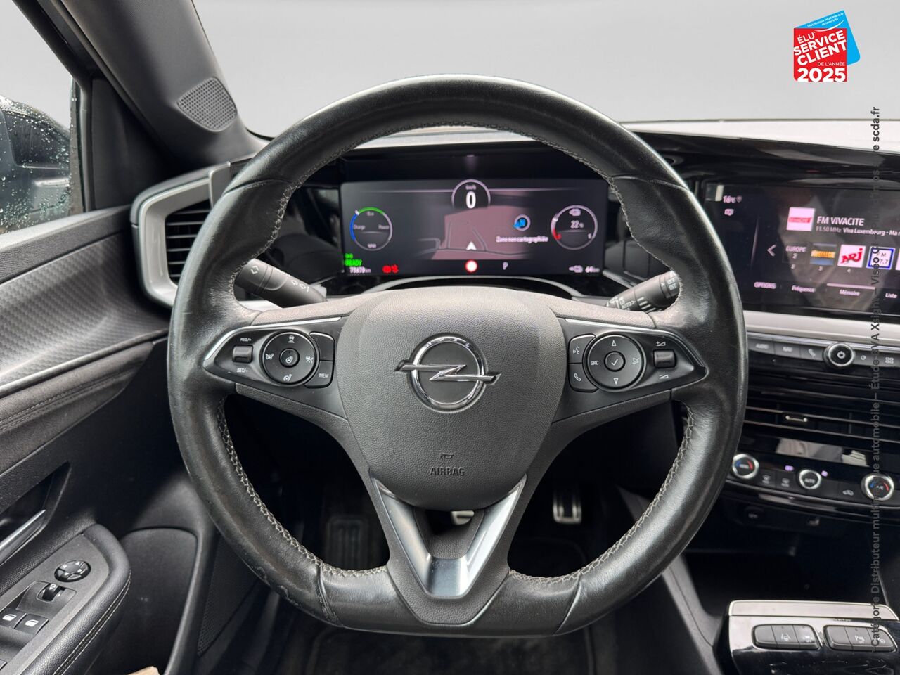 Véhicule d'occasion OPEL MOKKA ELECTRIC 136CH ULTIMATE SIEGES CHAUF GPS CAMERA chez Nissan Dijon