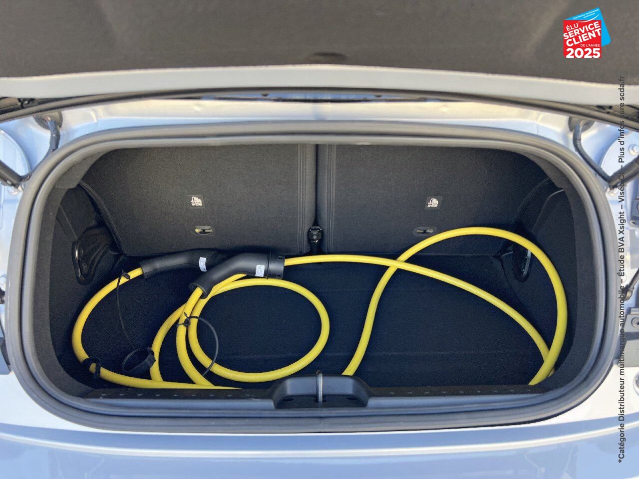 Véhicule d'occasion FIAT 500C E 118CH PACK CONFORT STYLE MY24 chez Renault Strasbourg
