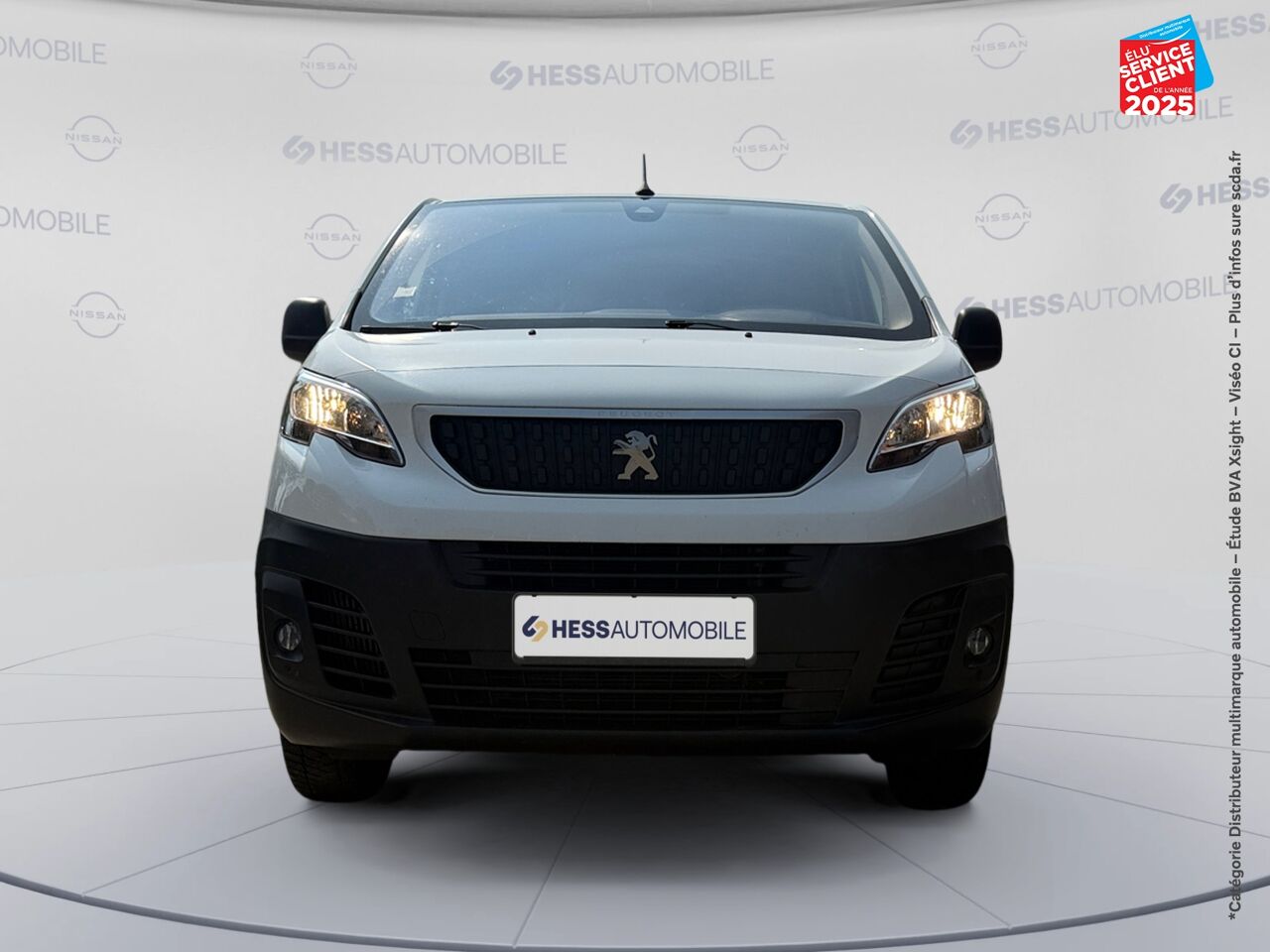 Véhicule d'occasion PEUGEOT EXPERT FG STANDARD 1.5 BLUEHDI 120CH S/S PREMIUM GPS CAMERA CARPLAY chez Renault Saint-Louis