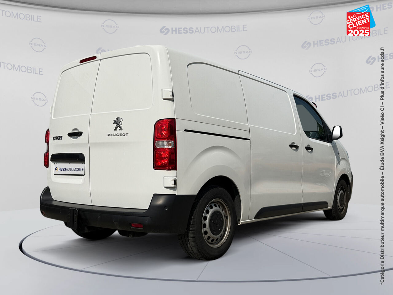 Véhicule d'occasion PEUGEOT EXPERT FG STANDARD 1.5 BLUEHDI 120CH S/S PREMIUM GPS CAMERA CARPLAY chez Renault Saint-Louis