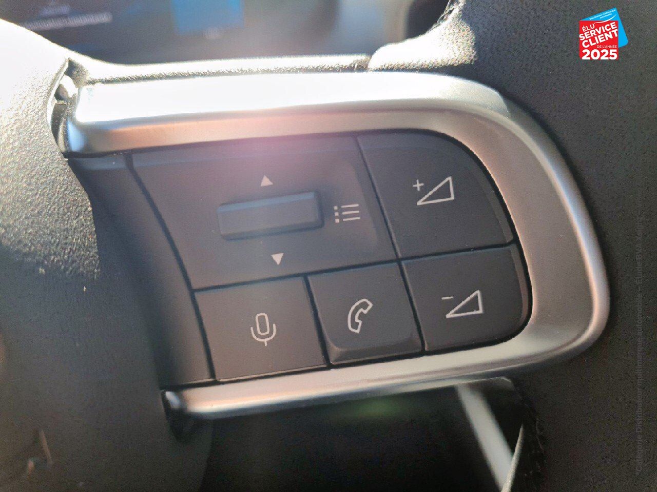 Véhicule d'occasion JEEP AVENGER ELECTRIQUE 156CH 115KW ALTITUDE chez Toyota Thionville