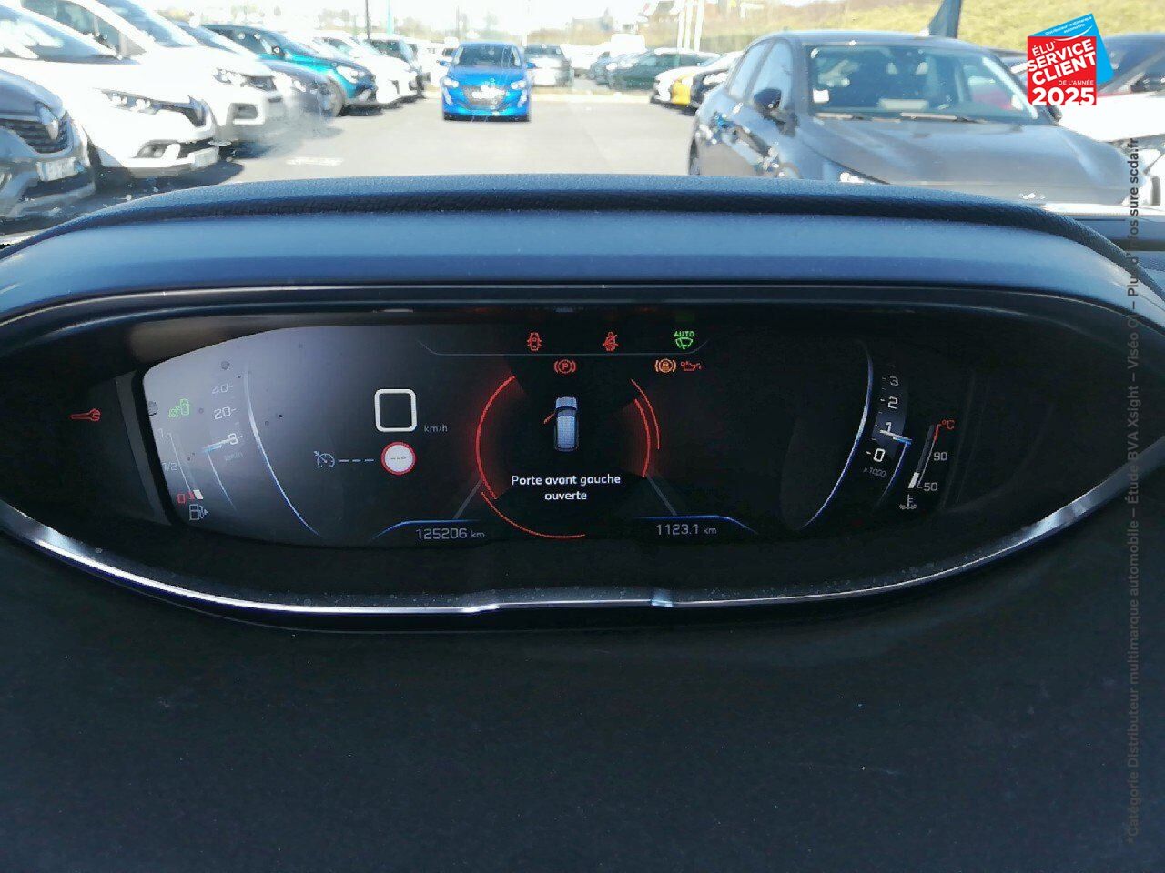 Véhicule d'occasion PEUGEOT 3008 1.2 PURETECH 130CH E6.C ALLURE SS chez Toyota Sarreguemines