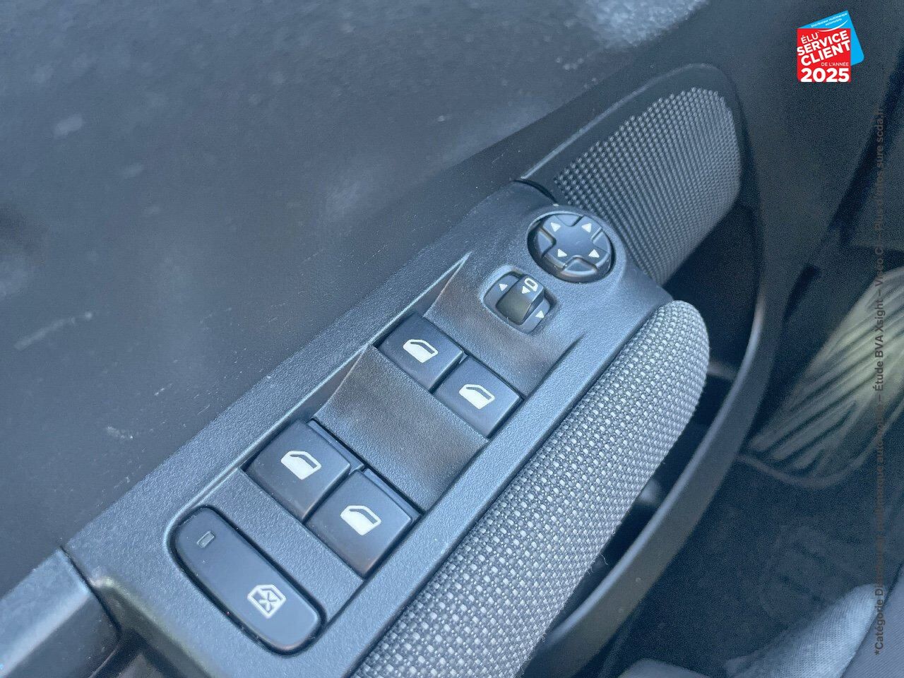 Véhicule d'occasion CITROEN C3 AIRCROSS PURETECH 110CH S/S SHINE E6.D 6CV GPS CAMERA chez Renault Strasbourg