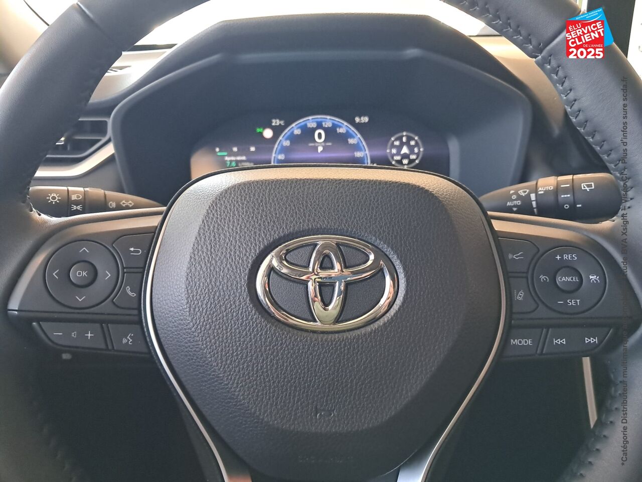 Véhicule d'occasion TOYOTA RAV4 2.5 HYBRIDE 218CH DYNAMIC 2WD MY24 chez Toyota Bar le Duc