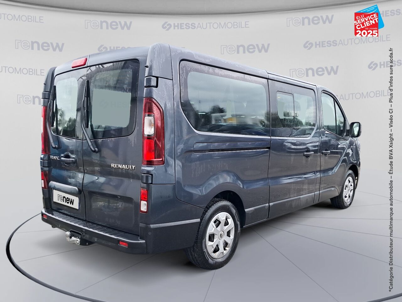 Véhicule d'occasion RENAULT TRAFIC COMBI L2 2.0 BLUE DCI 150CH SS ZEN 8 PLACES chez Renault Belfort