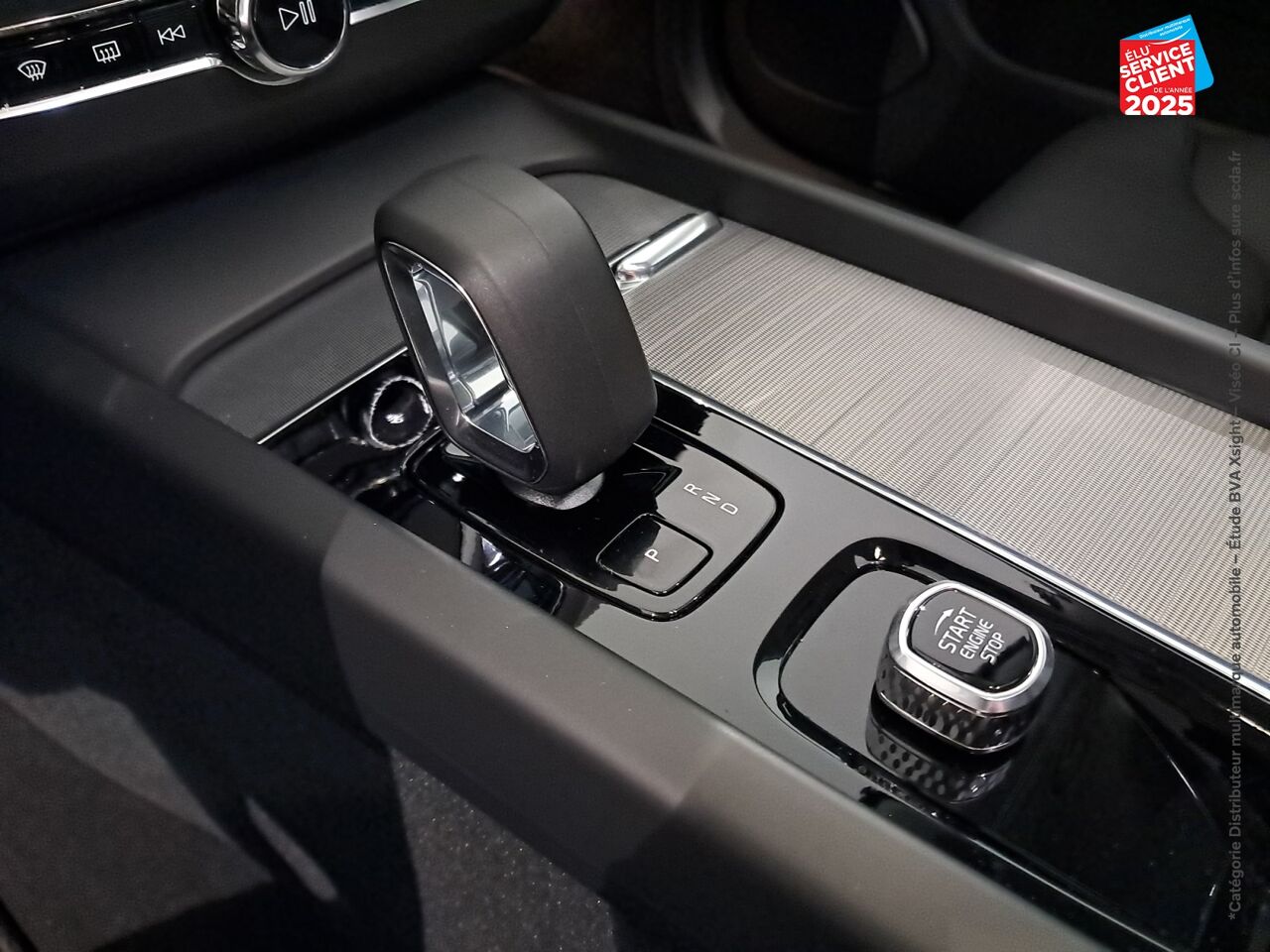 Véhicule neuf VOLVO XC60 T6 AWD 253 + 145CH ULTRA STYLE CHROME GEARTRONIC chez Volvo Strasbourg