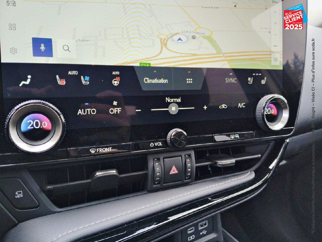 Véhicule d'occasion LEXUS NX 450H+ EXECUTIVE 4WD MY24 TOUVRANT SIEGES CHAUF/VENTIL/CUIR VOLANT CHAUF GPS CAMERA HUD chez BMW Colmar