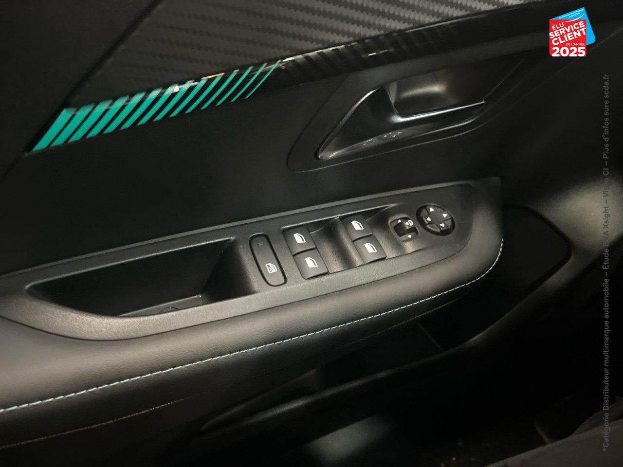 Véhicule d'occasion PEUGEOT 208 1.2 PURETECH 100CH S/S ALLURE PACK chez Fiat Strasbourg