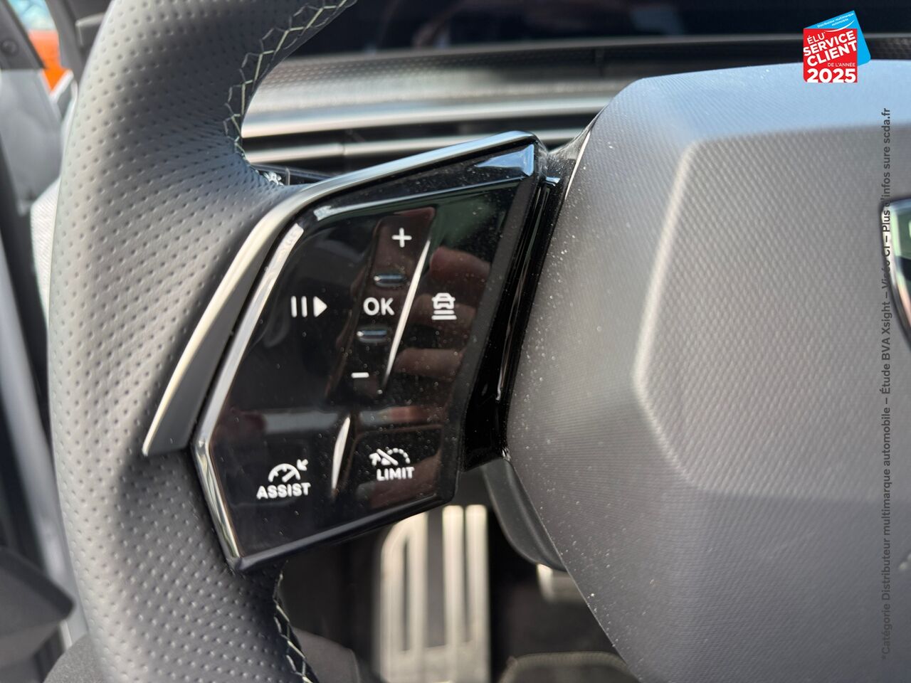 Véhicule d'occasion PEUGEOT 3008 ELECTRIQUE 210CH BATTERIE 73 KWH GT chez Hyundai Reims