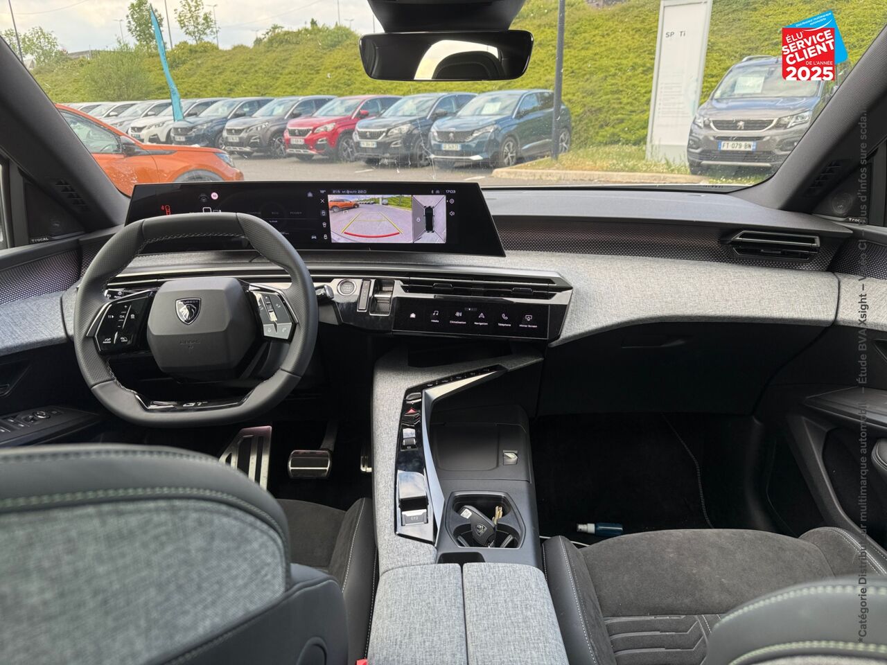 Véhicule d'occasion PEUGEOT 3008 ELECTRIQUE 210CH BATTERIE 73 KWH GT chez Hyundai Reims