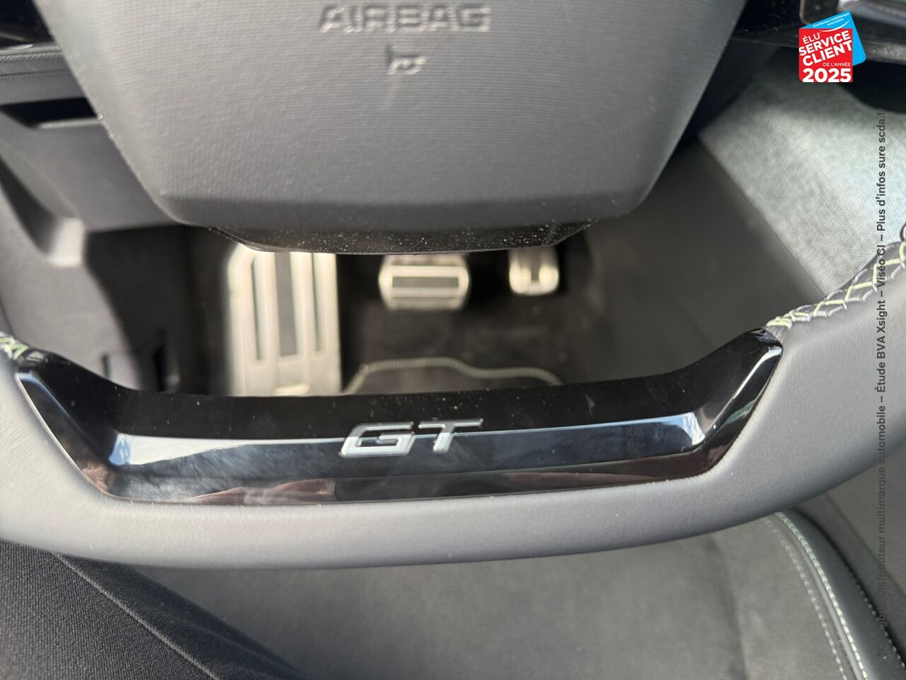 Véhicule d'occasion PEUGEOT 3008 ELECTRIQUE 210CH BATTERIE 73 KWH GT chez Hyundai Reims