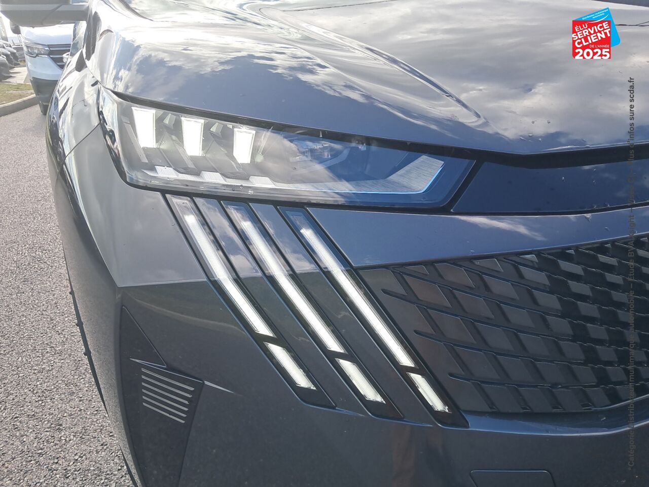 chez Peugeot Charleville