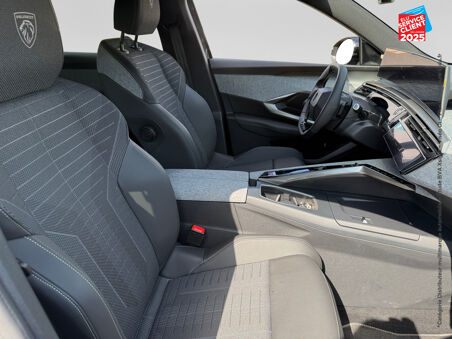 PEUGEOT 3008 1.2 HYBRID...