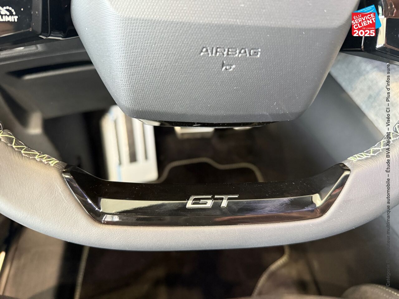 Véhicule neuf PEUGEOT 3008 1.2 HYBRID 136CH GT E-DCS6 chez Peugeot Reims