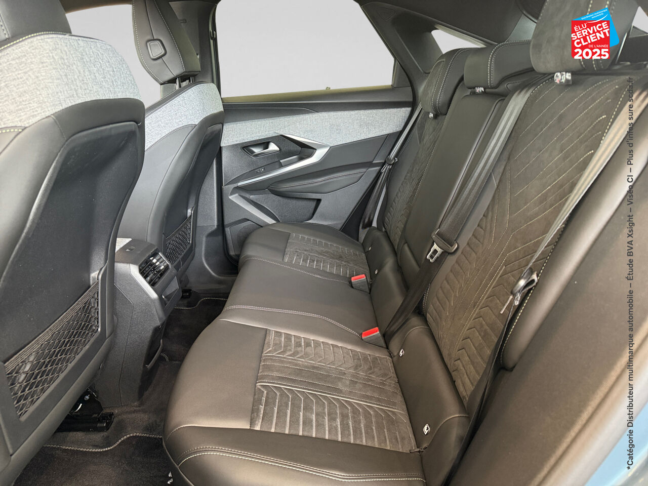 Véhicule neuf PEUGEOT 3008 1.2 HYBRID 136CH GT E-DCS6 chez Peugeot Reims