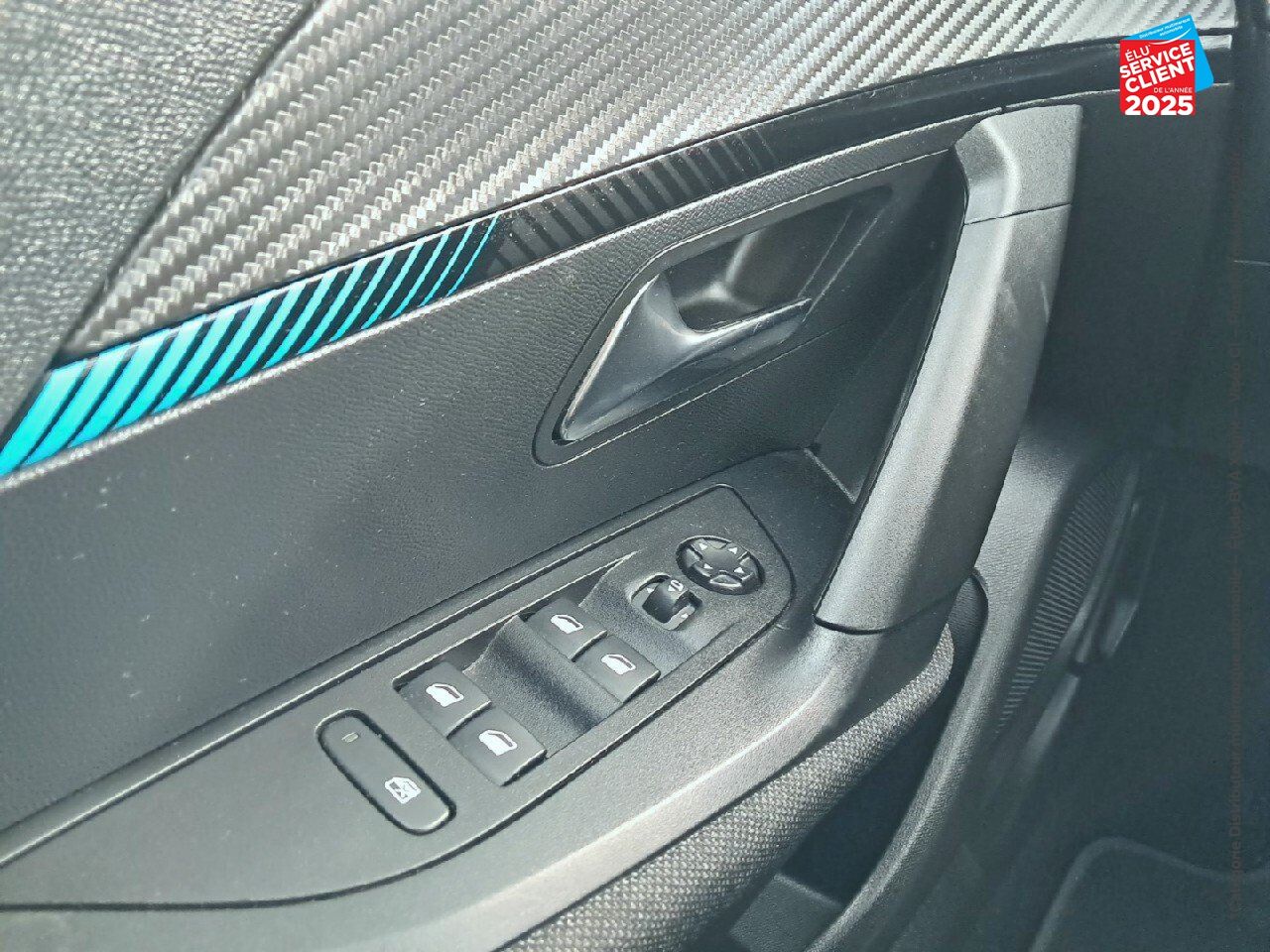 Véhicule d'occasion PEUGEOT 2008 1.2 PURETECH 100CH S/S STYLE CAMERA CARPLAY chez HESS Automobile