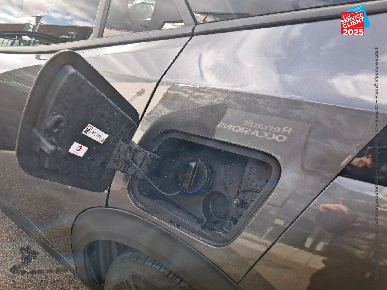 Véhicule d'occasion PEUGEOT 2008 1.2 PURETECH 100CH S/S STYLE CAMERA CARPLAY chez HESS Automobile