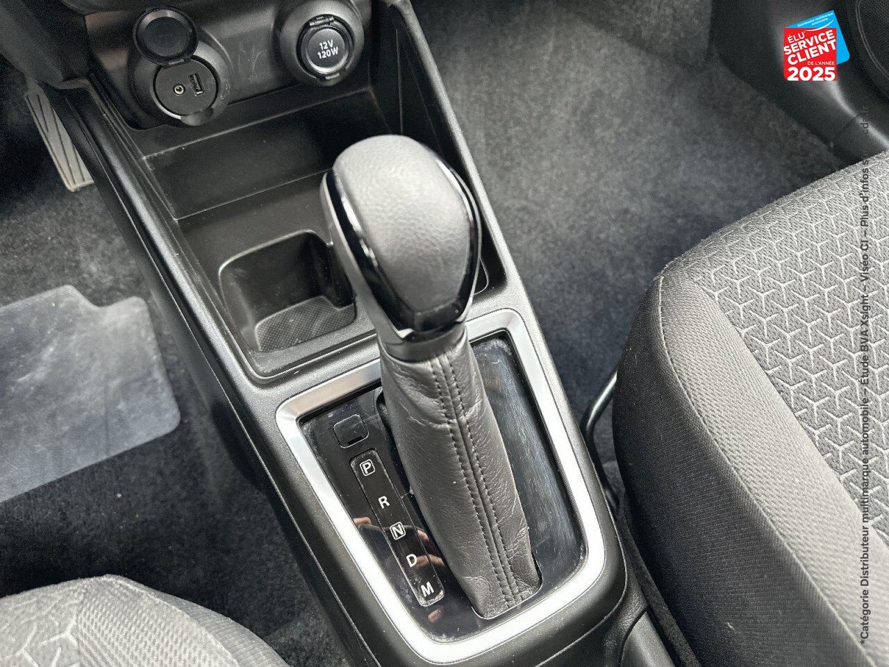 Véhicule d'occasion SUZUKI SWIFT 1.0 BOOSTERJET 111CH PACK AUTO EURO6D-T chez Opel Saint-Dizier