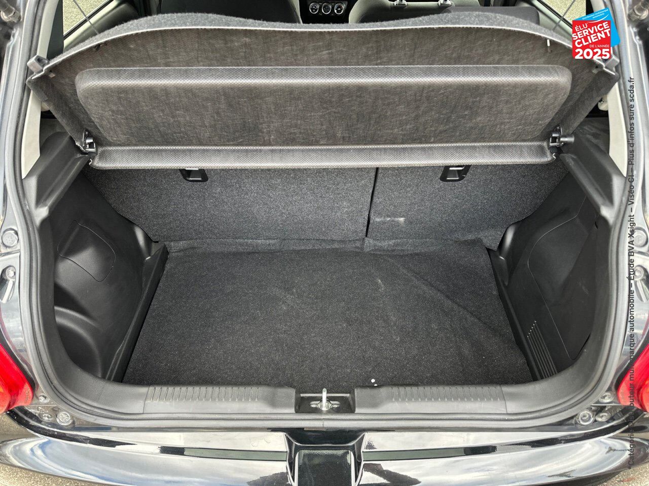 Véhicule d'occasion SUZUKI SWIFT 1.0 BOOSTERJET 111CH PACK AUTO EURO6D-T chez Opel Saint-Dizier