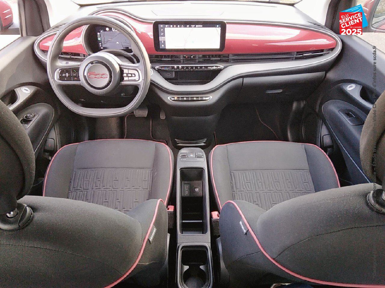 Véhicule d'occasion FIAT 500 E 95CH RED MY23 GPS chez Renault Colmar