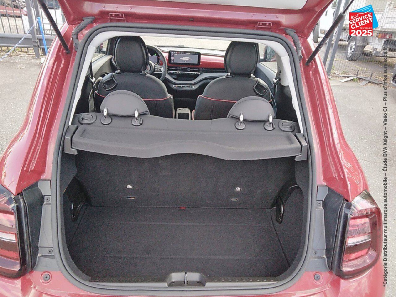 Véhicule d'occasion FIAT 500 E 95CH RED MY23 GPS chez Renault Colmar