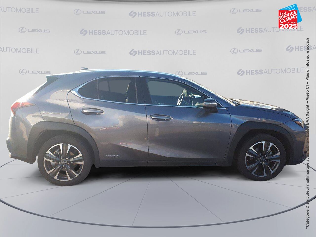 Véhicule d'occasion LEXUS UX 250H 2WD EXECUTIVE MY20 TOUVRANT SIEGES CHAUF/VENTIL/CUIR VOLANT CHAUF GPS chez Toyota Thionville