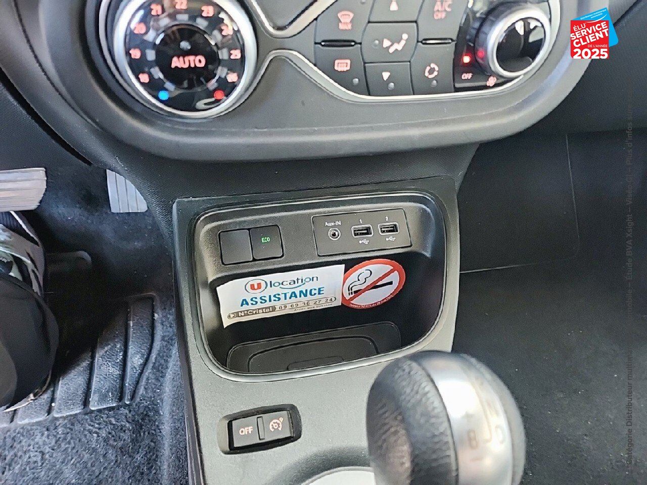 Véhicule d'occasion RENAULT TWINGO E-TECH ELECTRIC EQUILIBRE R80 ACHAT INTEGRAL chez Opel Charleville