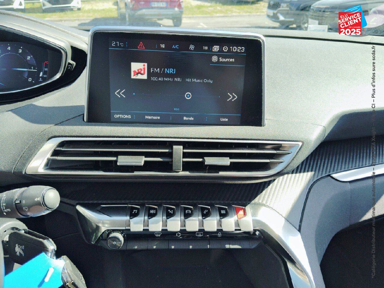Véhicule d'occasion PEUGEOT 3008 1.2 PURETECH 130CH ACTIVE BUSINESS S/S EAT6 GPS chez Hyundai Epernay