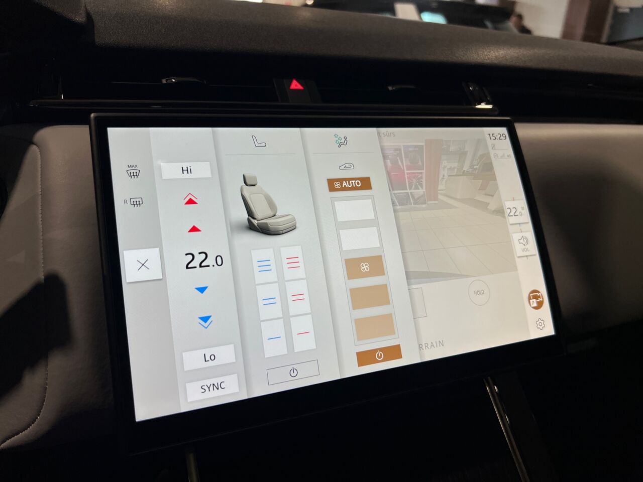 chez Land Rover Strasbourg