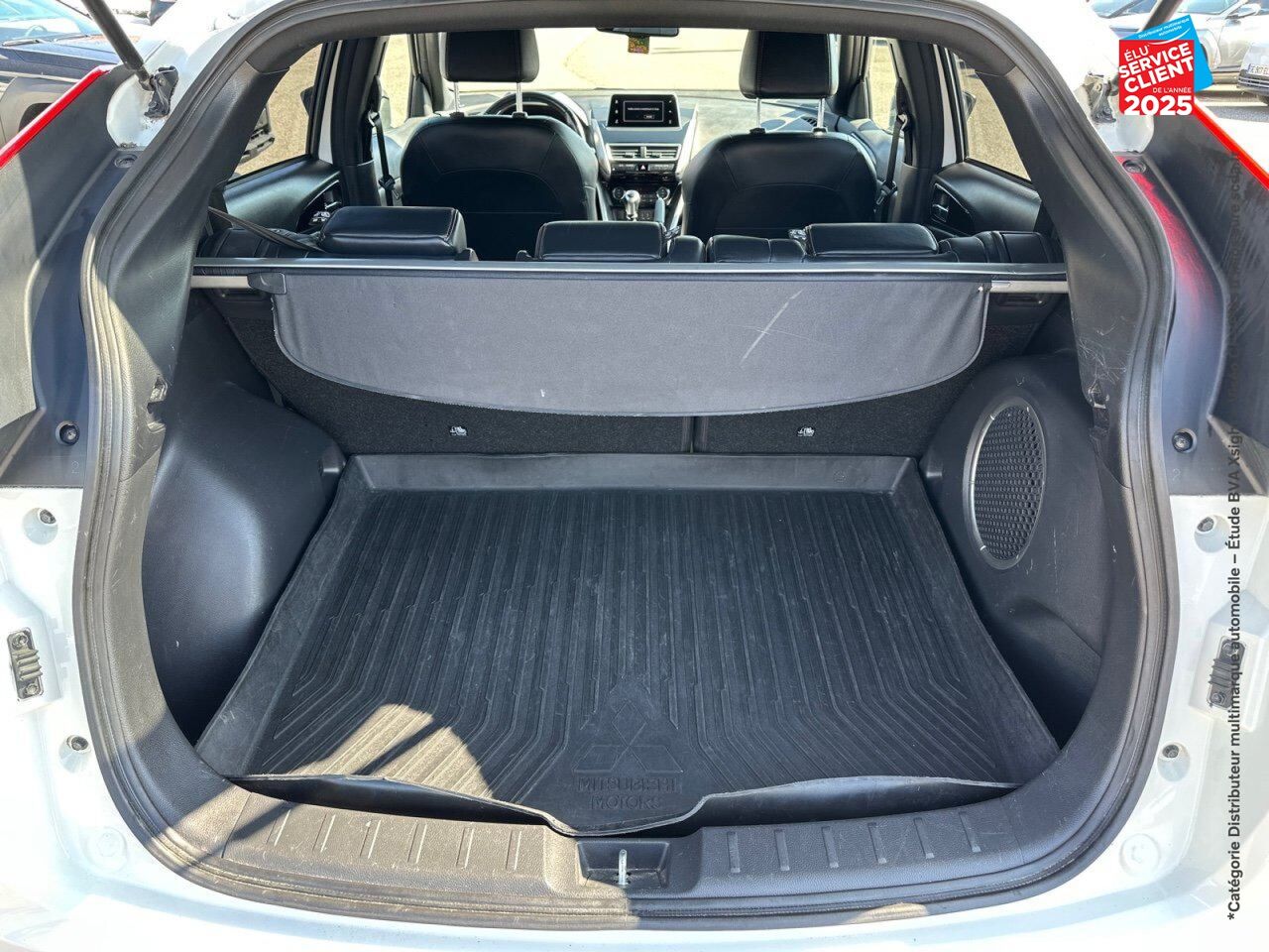 Véhicule d'occasion MITSUBISHI ECLIPSE CROSS 1.5 T-MIVEC 163CH BLACK COLLECTION 2WD 2020 SIEGE CHAUF CAMERA chez Toyota Thionville