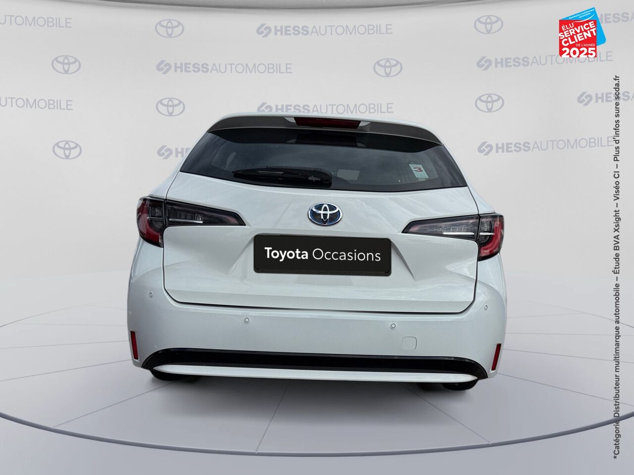 Véhicule d'occasion TOYOTA COROLLA TOURING SPT 122H DYNAMIC BUSINESS SIEGES CHAUF GPS CAMERA chez Toyota Besançon