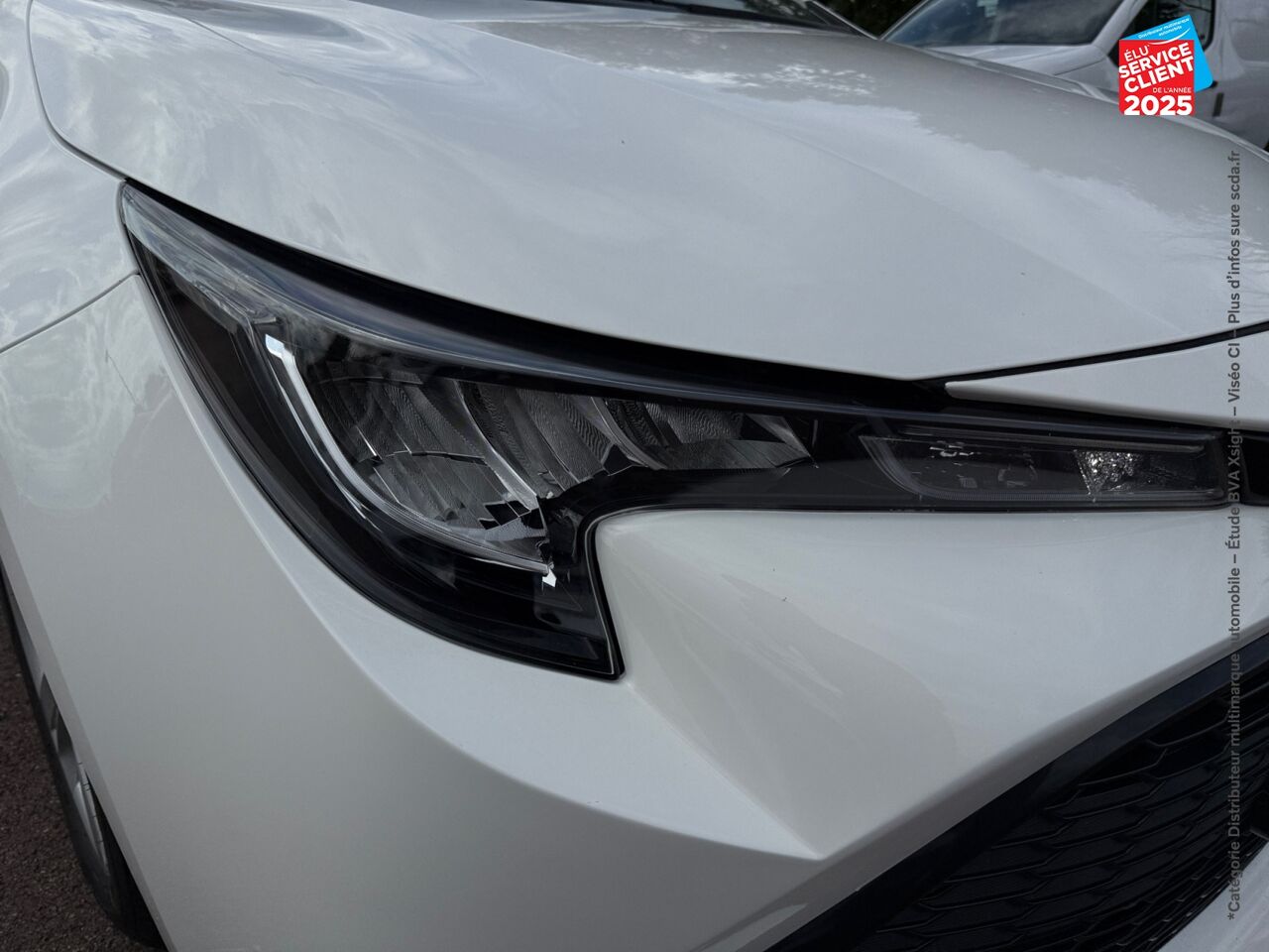 Véhicule d'occasion TOYOTA COROLLA TOURING SPT 122H DYNAMIC BUSINESS SIEGES CHAUF GPS CAMERA chez Toyota Besançon