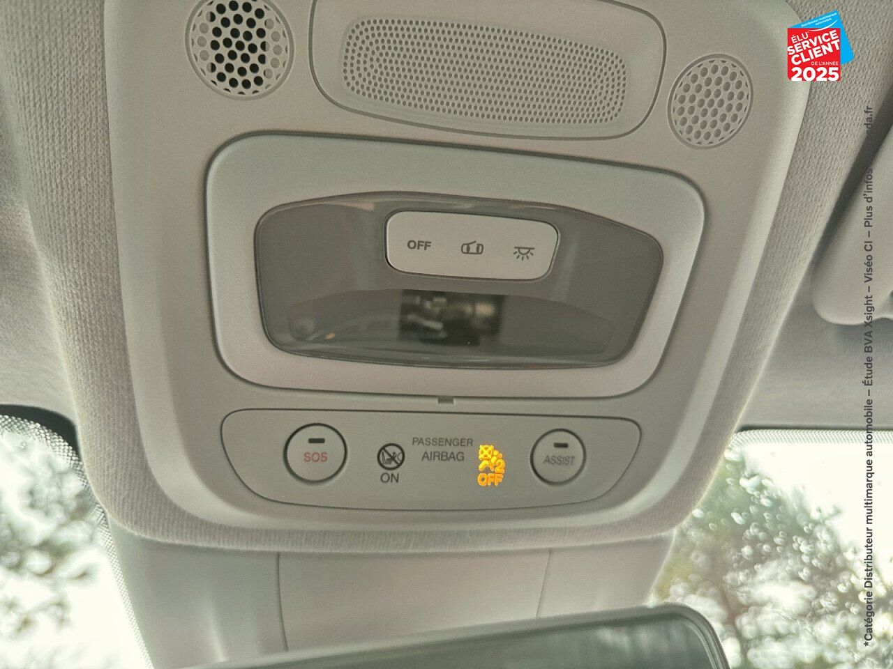Véhicule d'occasion FIAT 500 E 95CH RED MY23 CAMERA CARPLAY chez Renault Colmar
