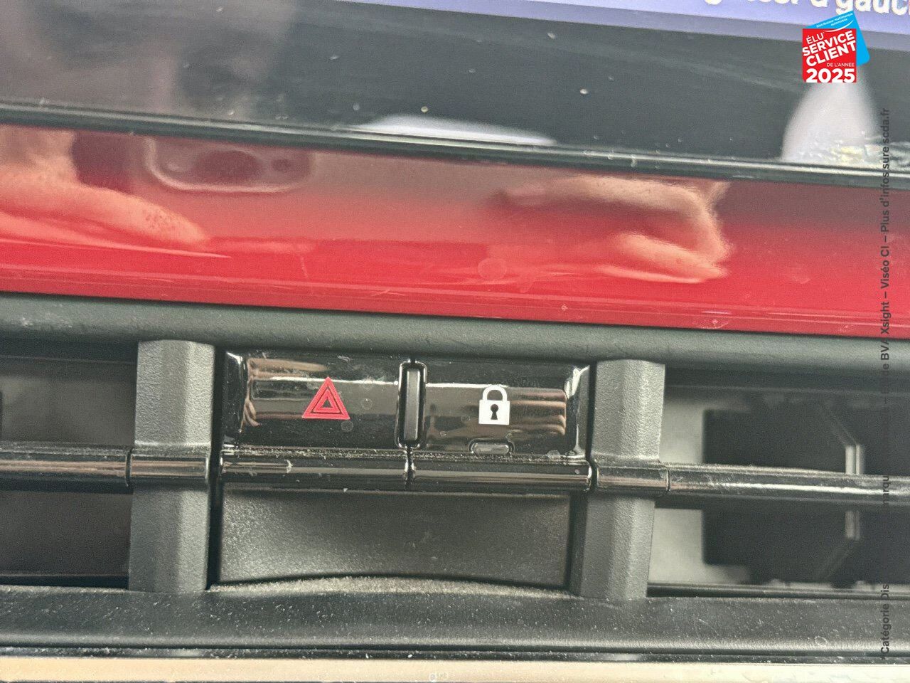 Véhicule d'occasion FIAT 500 E 95CH RED MY23 CAMERA CARPLAY chez Renault Colmar