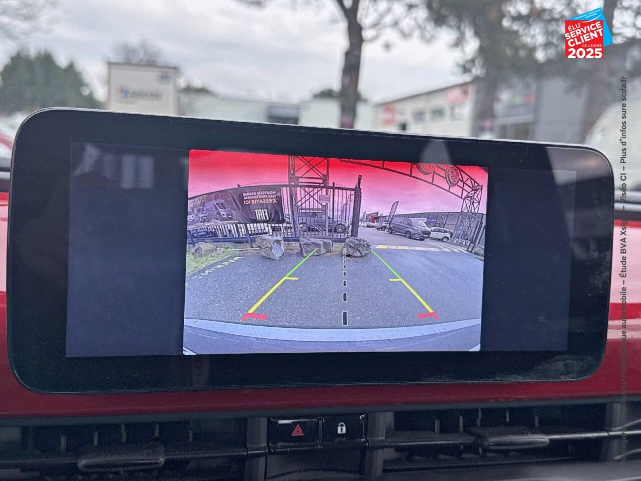 Véhicule d'occasion FIAT 500 E 95CH RED MY23 CAMERA CARPLAY chez Renault Colmar