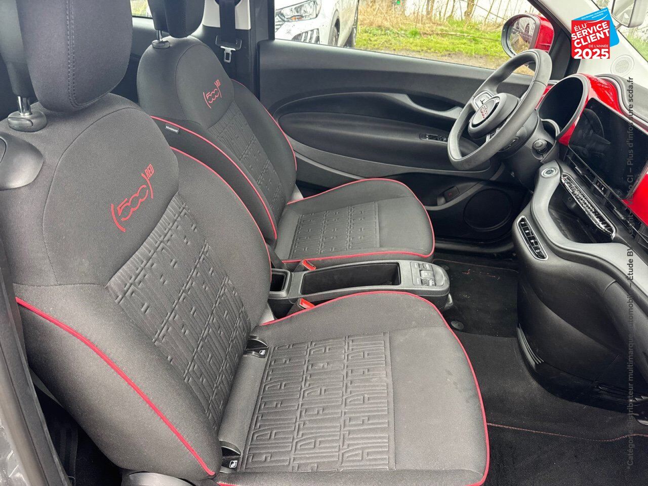 Véhicule d'occasion FIAT 500 E 95CH RED MY23 CAMERA CARPLAY chez Renault Colmar