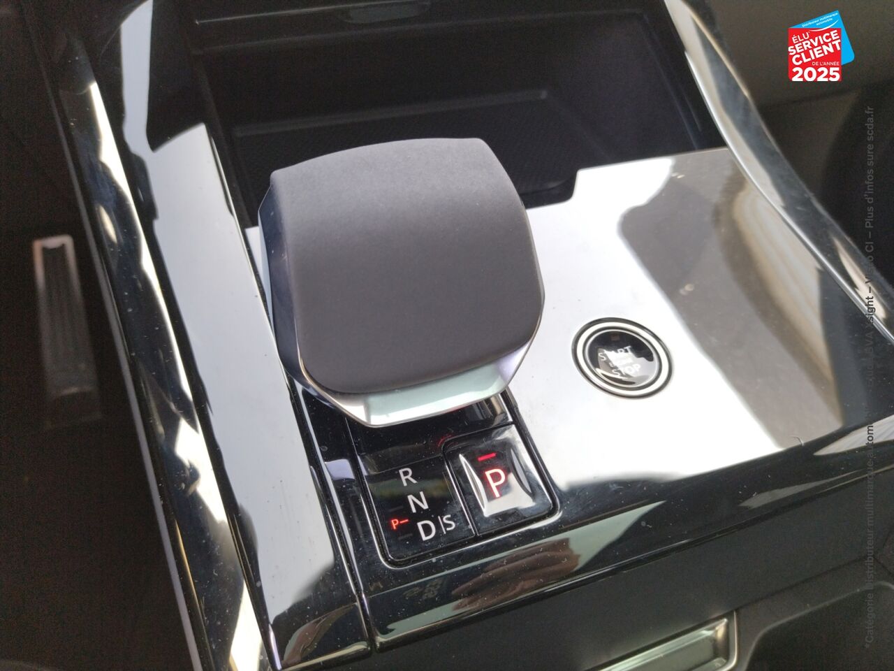 Véhicule d'occasion LAND-ROVER RANGE ROVER SPORT 3.0 P460E 460CH PHEV DYNAMIC HSE chez BMW Besançon