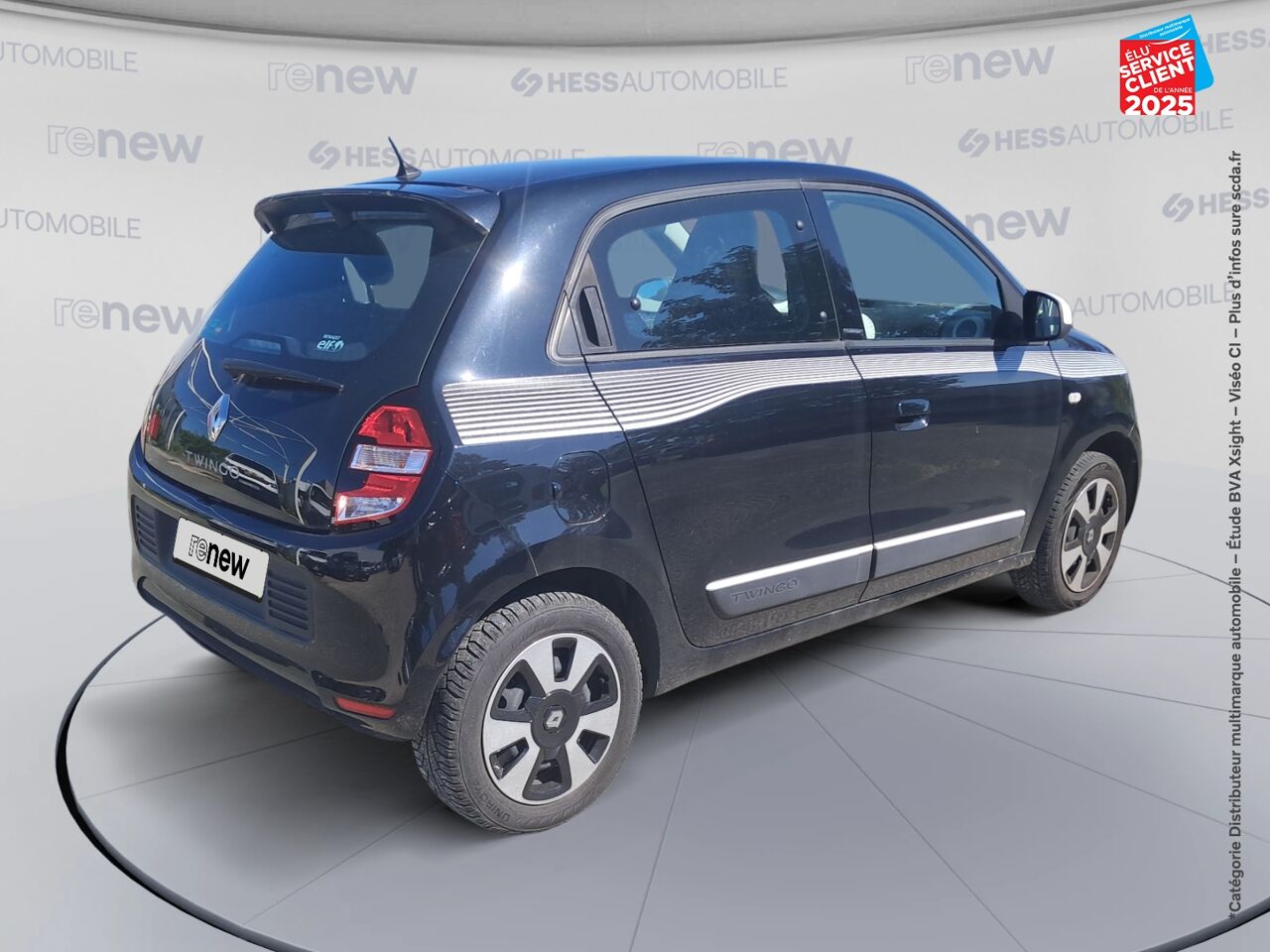 Véhicule d'occasion RENAULT TWINGO 1.0 SCE 70CH LIMITED 2017 BOITE COURTE chez Renault Sélestat