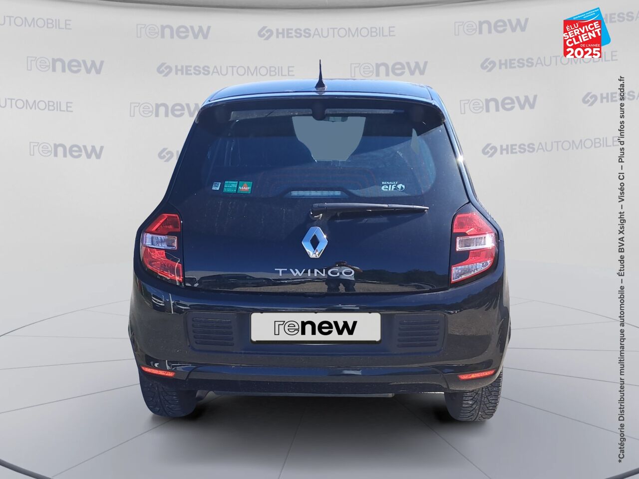 Véhicule d'occasion RENAULT TWINGO 1.0 SCE 70CH LIMITED 2017 BOITE COURTE chez Renault Sélestat